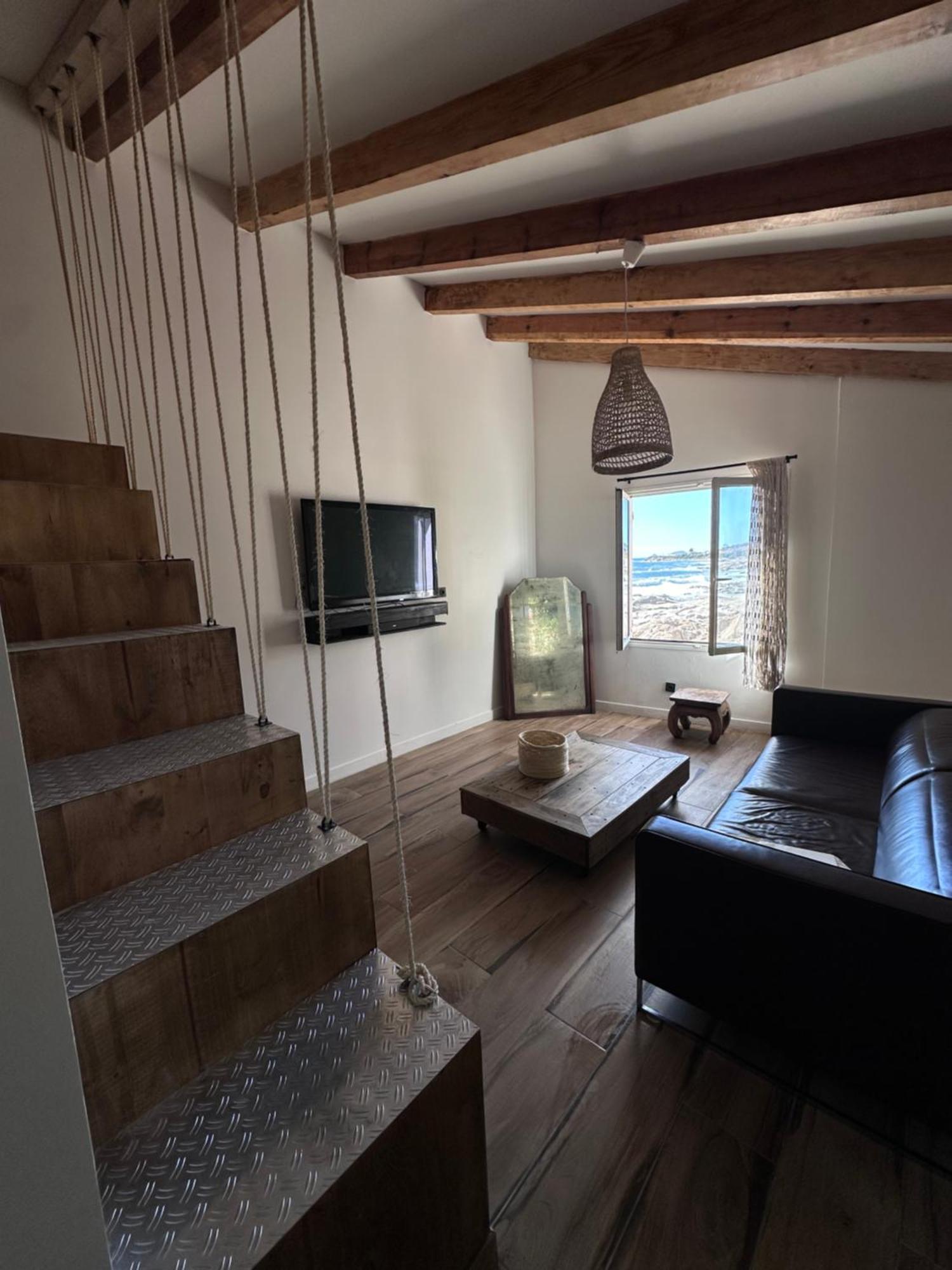 Cabanon Sur La Vue Sur Les Sanguinaires *